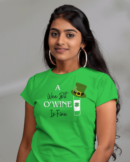 A Wee Bit O'Wine - T-shirt